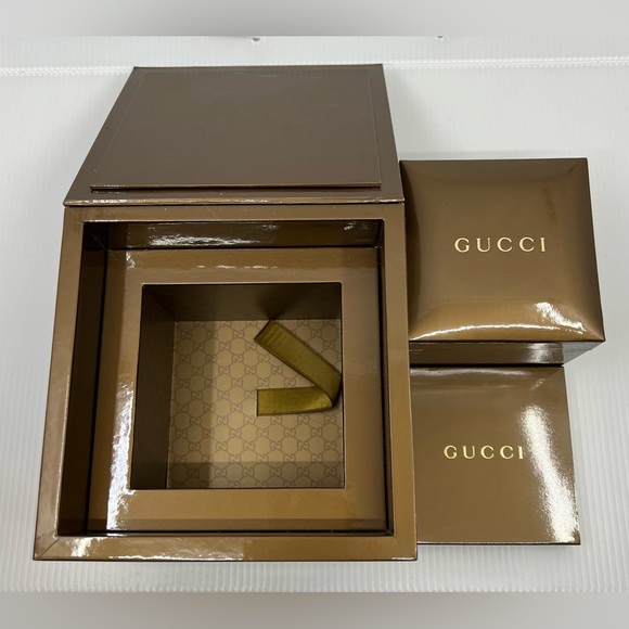 Gucci Twirl Stainless Steel Bangle Bracelet Watch - Picture 16 of 16